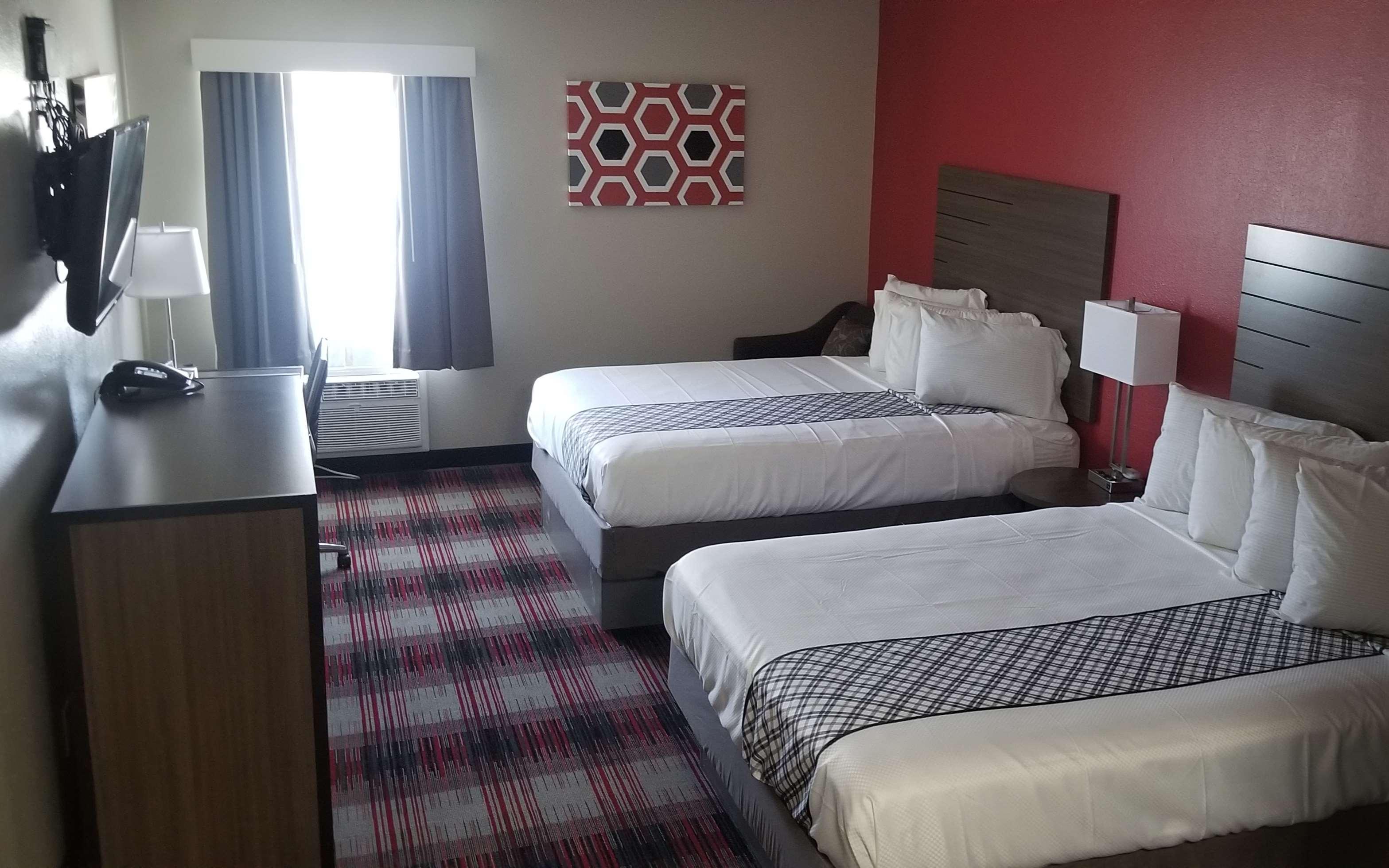 Surestay Hotel By Best Western Higginsville Exterior foto