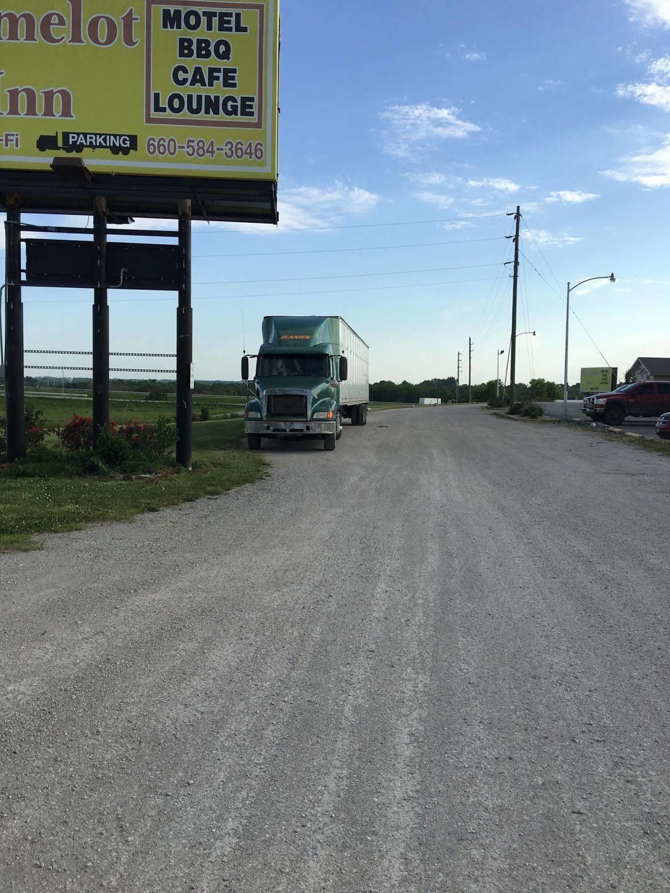 Surestay Hotel By Best Western Higginsville Exterior foto